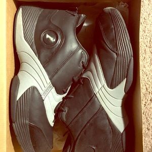 Reebok iverson answer sz 12